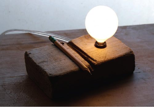 Lampes en bois de recuperation
