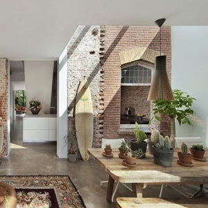 Une ancienne gare rénovée de manière contemporaine