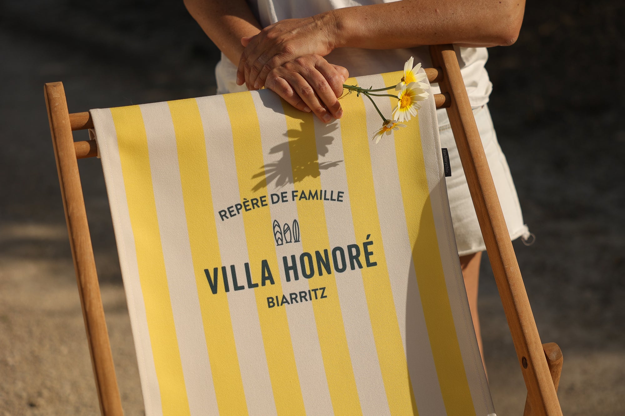 Bienvenue au club /n des amateurs /n de farniente