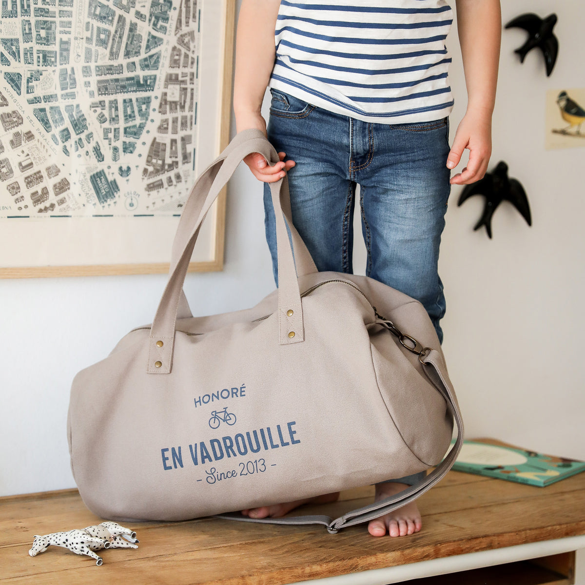 Bolso tipo polo personalizable y moderno